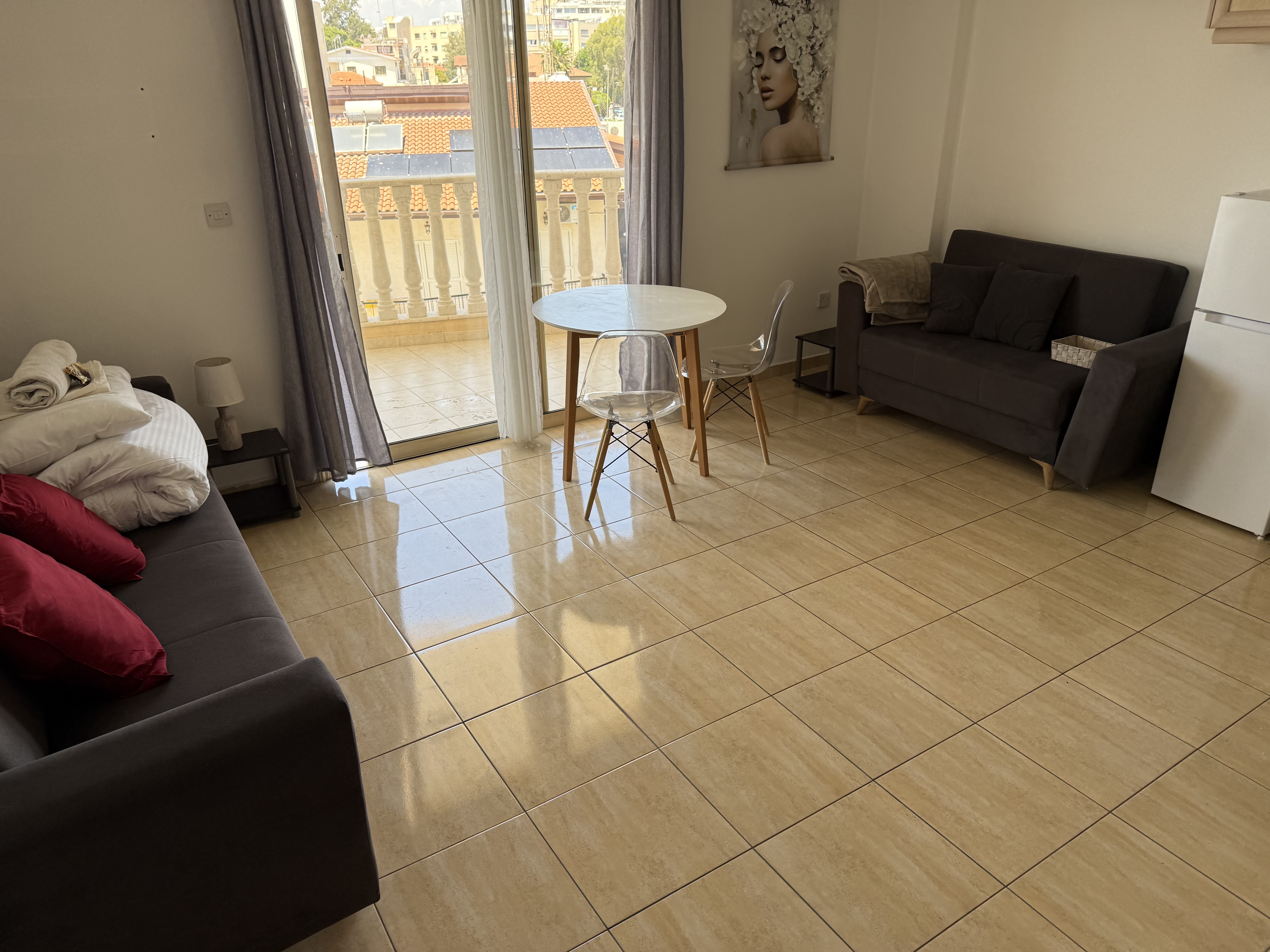 Living room of the Horizon Suite in Larnaca